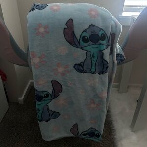 Stitch flower blanket